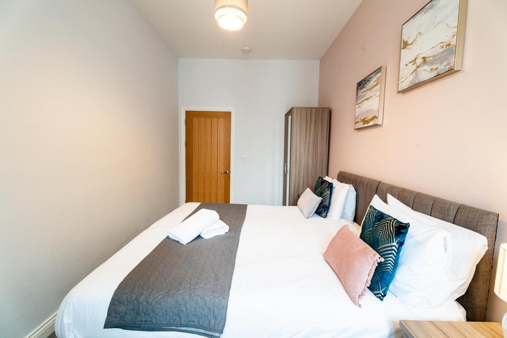 Appartement Free Parking | Smart Tv | 4 Guests à Swansea Chambre photo