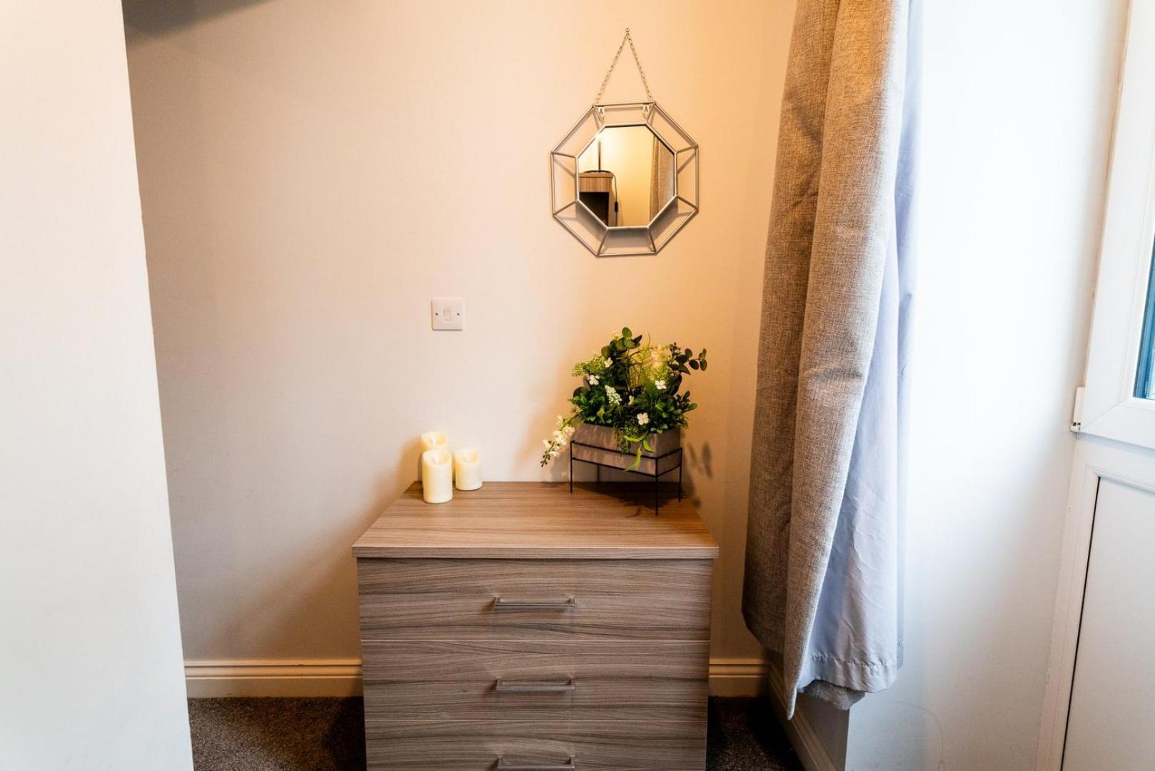 Appartement Free Parking | Smart Tv | 4 Guests à Swansea Chambre photo